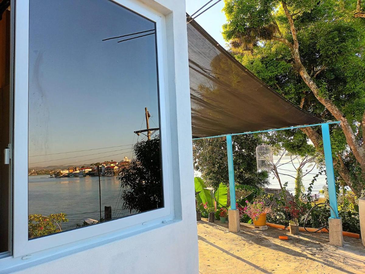 Casa Zoila Hospedaje Frente Al Lago Lakefront Lodging Διαμέρισμα Flores Εξωτερικό φωτογραφία
