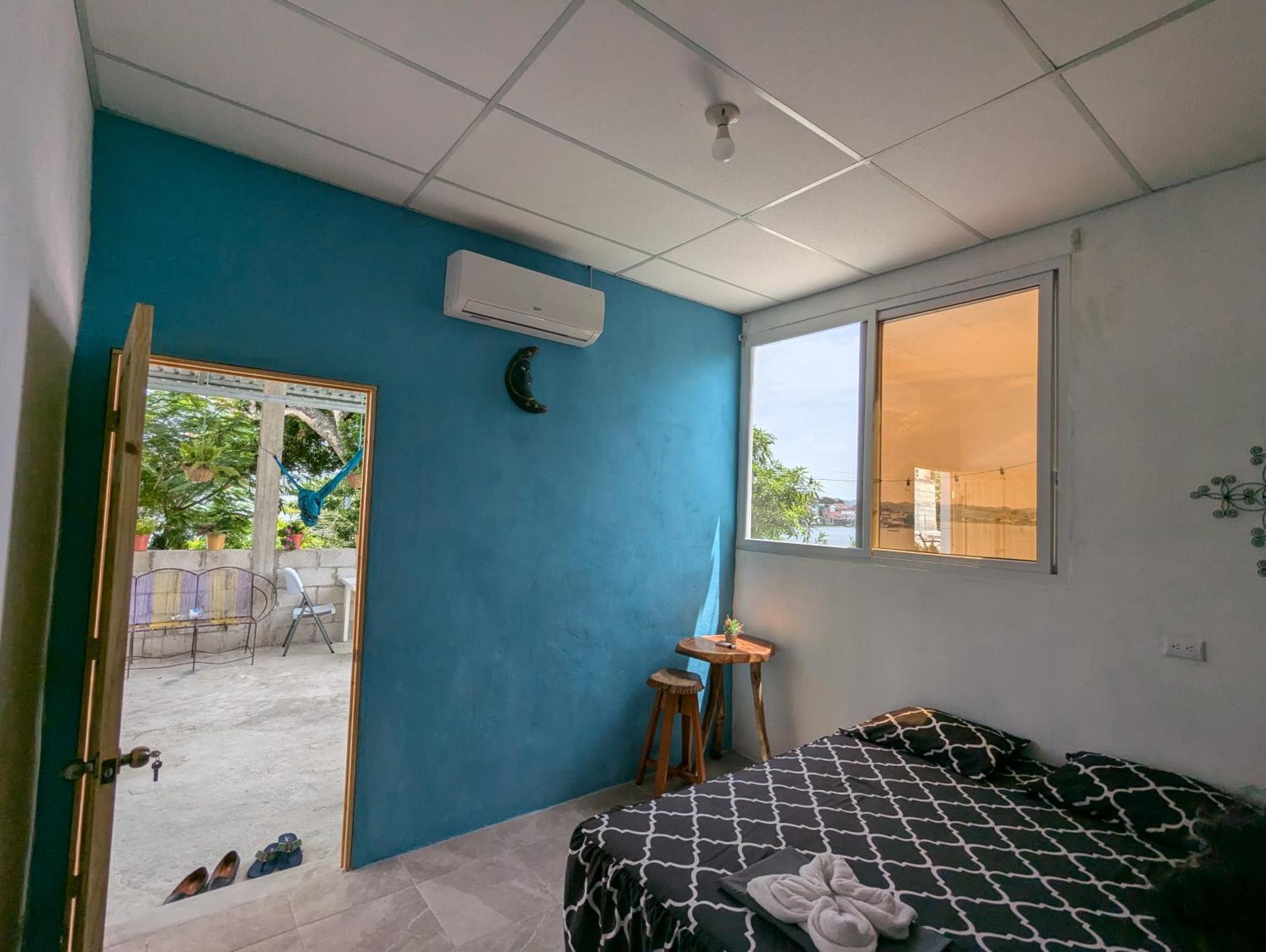Casa Zoila Hospedaje Frente Al Lago Lakefront Lodging Διαμέρισμα Flores Εξωτερικό φωτογραφία